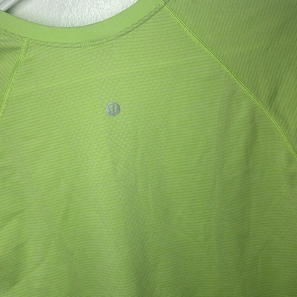 Lululemon swiftly tech 8 - Picture 2 of 4
